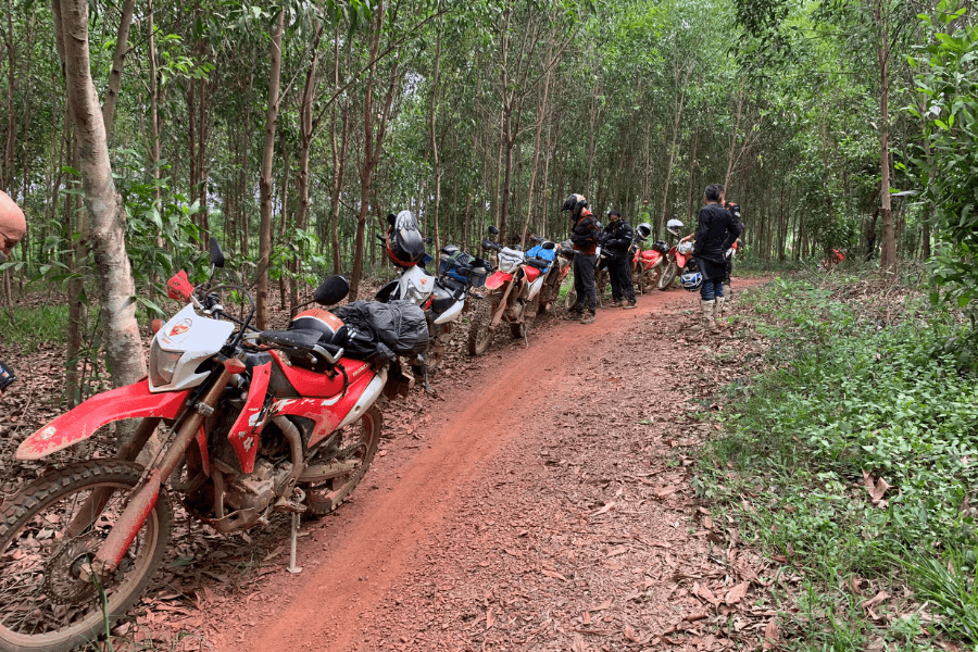 Nam Cat Tien dirtbike Enduro tour