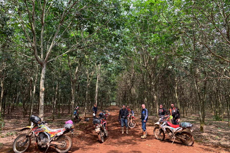 south vietnam enduro motorbike tour Nam Cat Tien