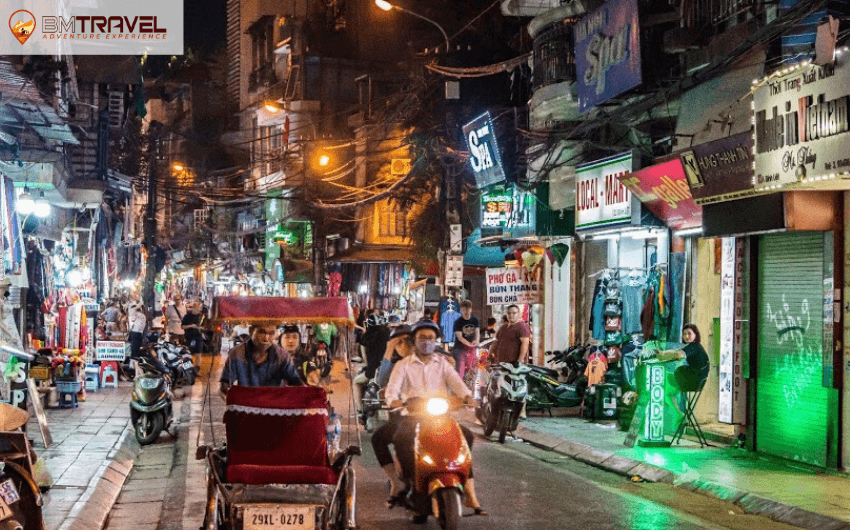 Join chaotic traffic in Hanoi