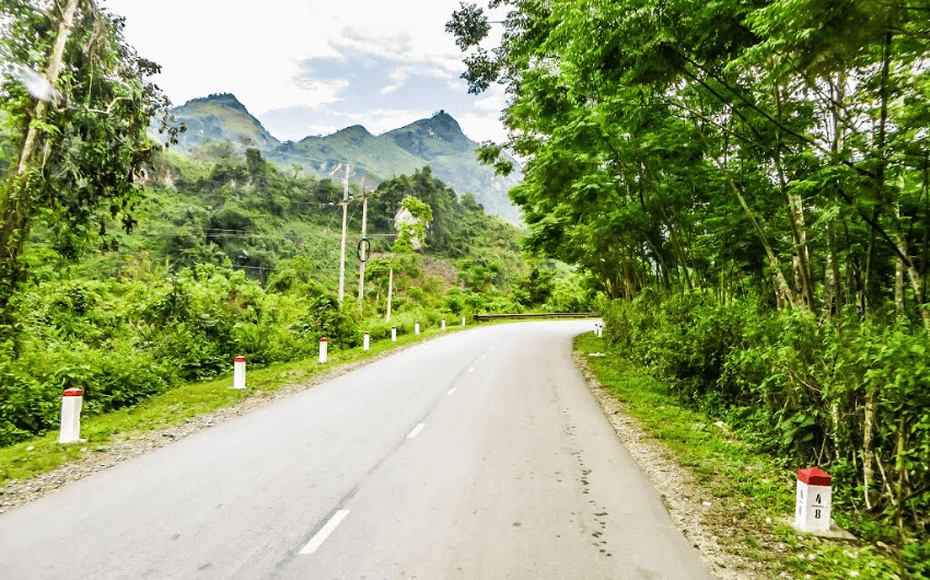 SAPA ” SIN HO VIETNAM LOOP: TRACING BACK TO THE NATURAL WONDERS OF VIETNAM 5