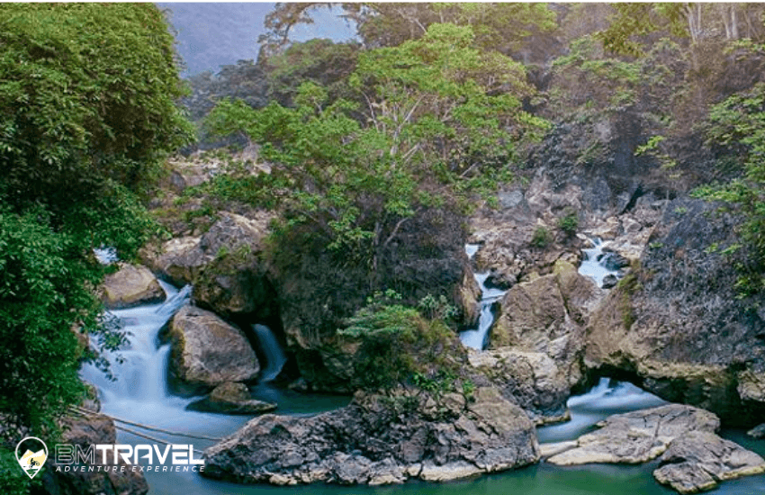 Dau Dang Waterfall