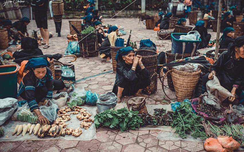 Complete Travel Guide to Y Ty, Lao Cai by Motorbike 