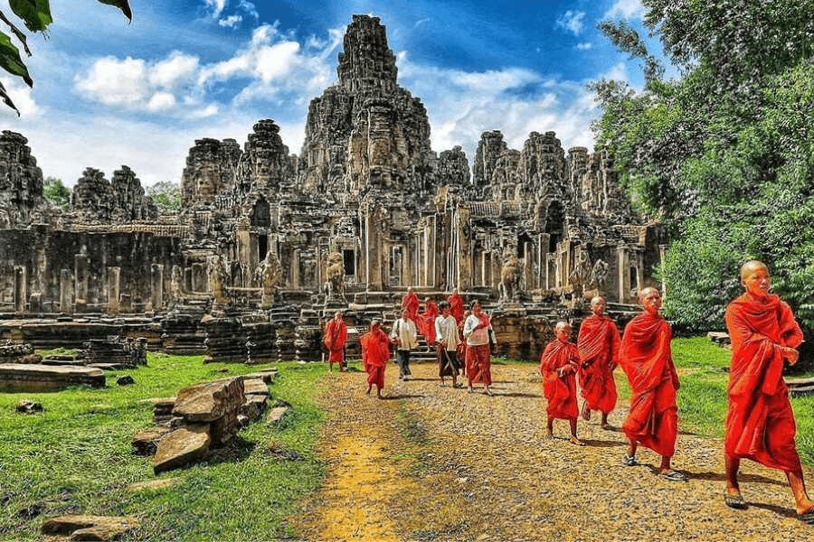 Where to go for Cambodia motorbike tours? 