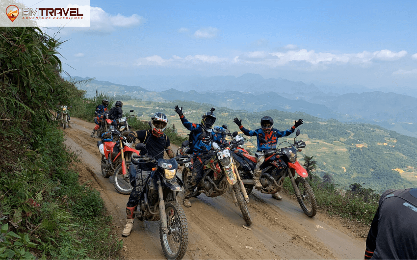 Vietnam motorbike tours - opportunity to communicate with more people