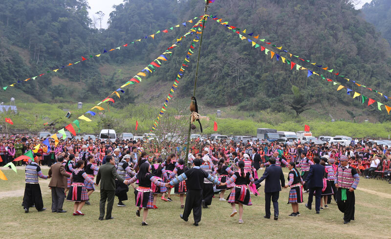 cau tao festival