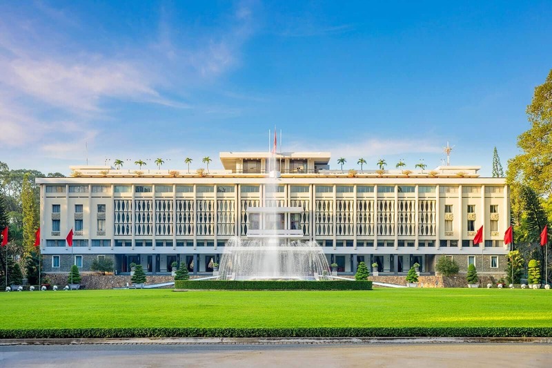 visiting the reunification palace