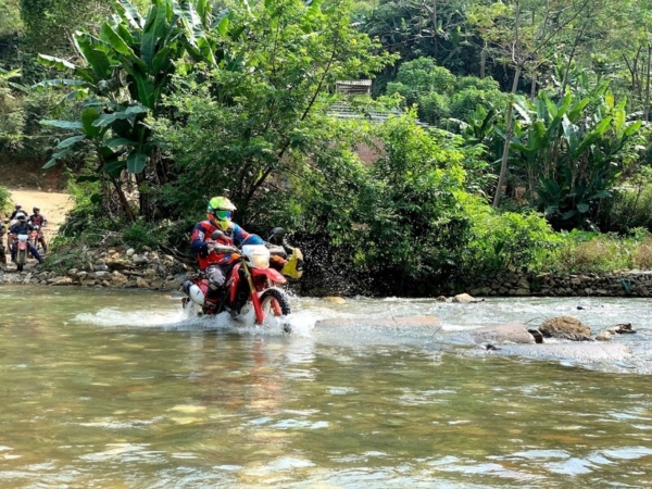 10 days North Vietnam Motorbike Tour from Hanoi to Thac Ba Lake