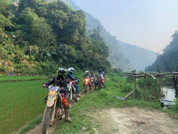 Ho Chi Minh Trail Motorcycle Tour from Hanoi to Hoi An – 7 Days