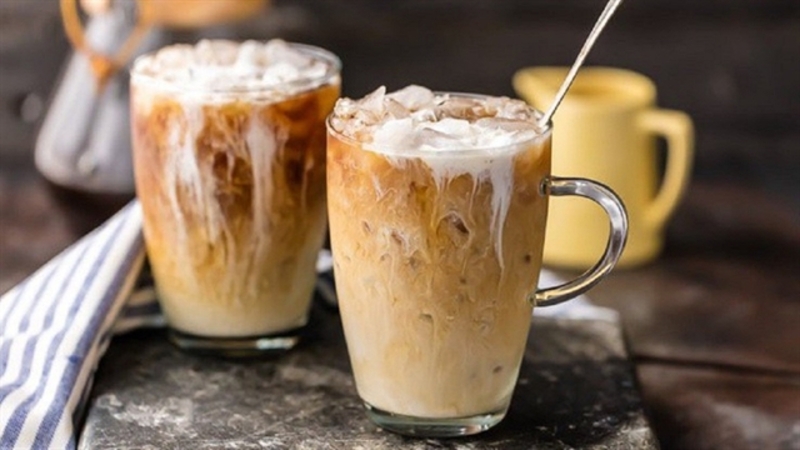 milk iced coffee