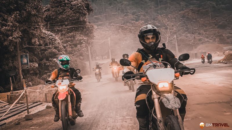 vietnam-motorbike-tours-price