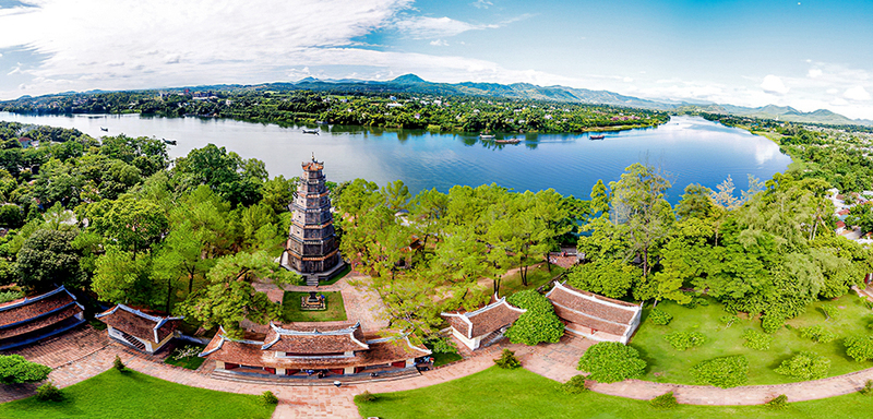 Thien Mu Pagoda travel tips for foreign tourists