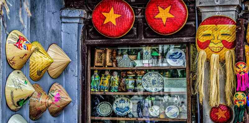 what to buy as gifts when traveling to vietnam in september