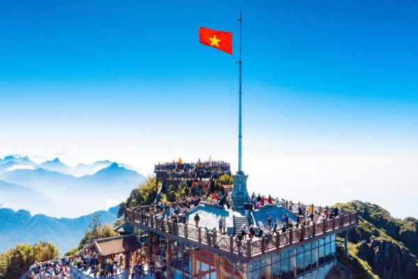 Conquering Fansipan Peak – Guide to conquering the roof of Indochina